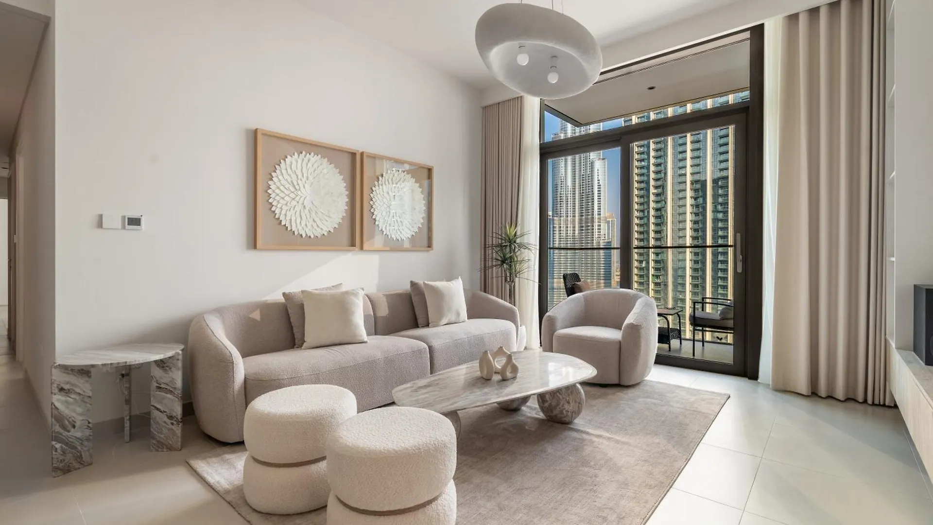 Dubai Luxe Stay Burj Khalifa Views & Mall Access United Arab Emirates